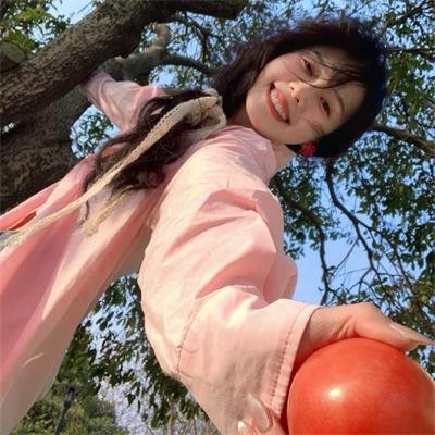 初恋竟是我女儿班主任情书未泛黄